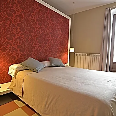 La Castellana - Y Desayuno 2*