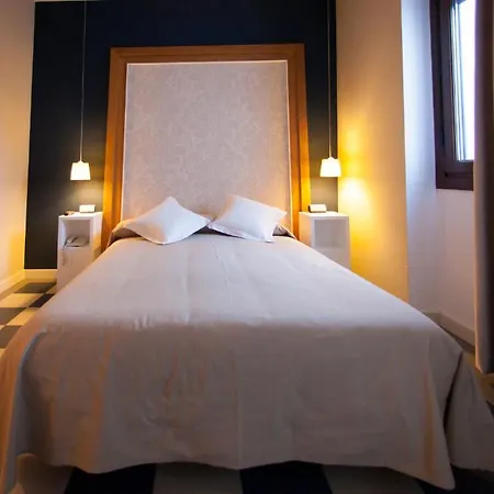 La Castellana - Y Desayuno Hotel 2*