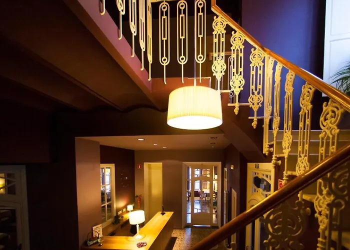 Hotel La Castellana - Y Desayuno