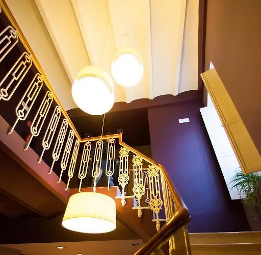 La Castellana - Y Desayuno 2*