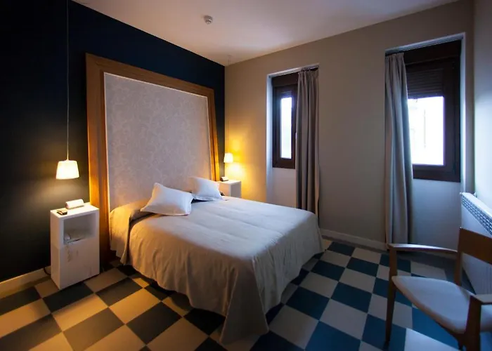 La Castellana - Y Desayuno 2*